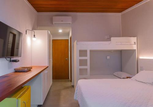 Suite with Balcony image 10