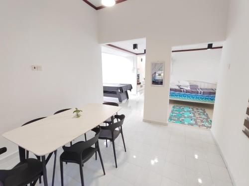 Afamosa Chill With US / Private pool / Pool Table