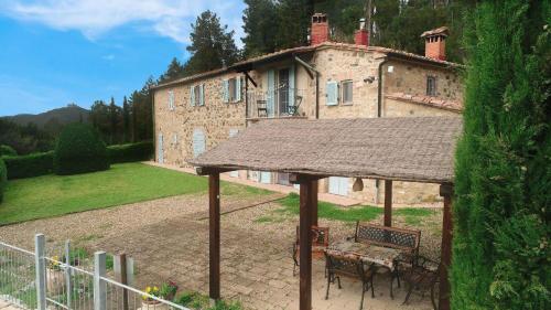 Ferienhaus in Montecastelli Pisano mit beheiztem Whirlpool