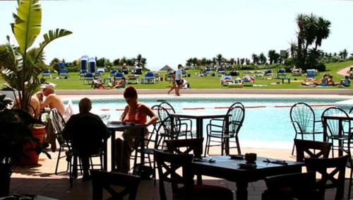 ผับ/เลาจน์, Estepona - Playa - Estudio con terrazas cerca del mar Pa6 in ปลายา เดล ซอล บียากานา
