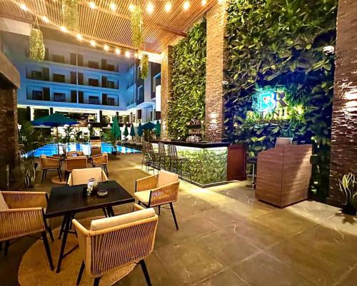 مطعم, Imperial Resort Apartment XL 1 Bed in الأحياء