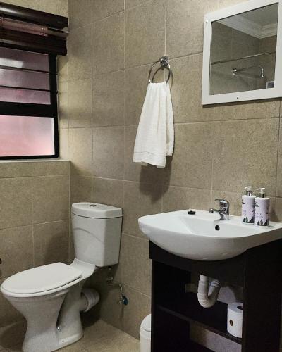 Double Room image 2