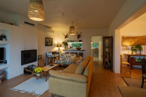 Lake View House in Sete Cidades
