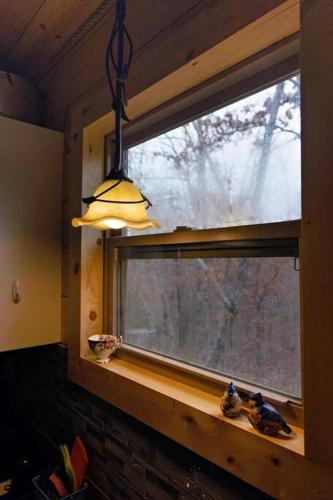 Hideaway Cabin near Mammoth Springs, Ark