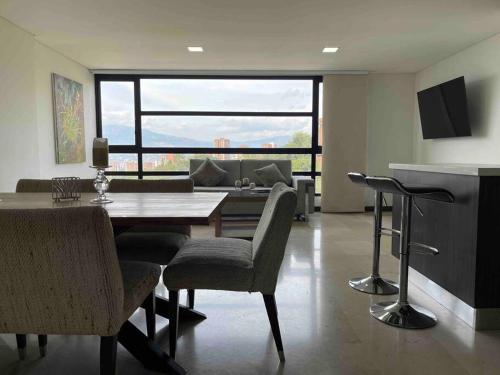 502 El Poblado: Beautiful & ample space for families, Medellín (foto 8)