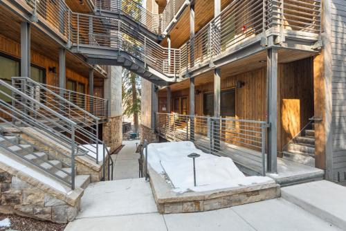 Durant Condominiums Unit C2 - image 12