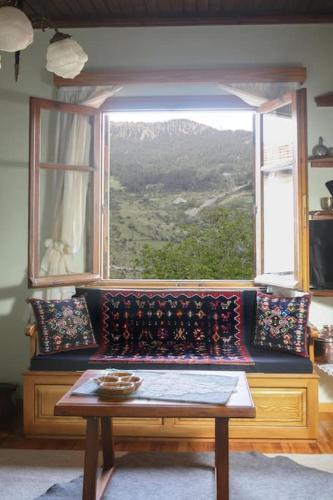 Studio Giakos, Metsovo