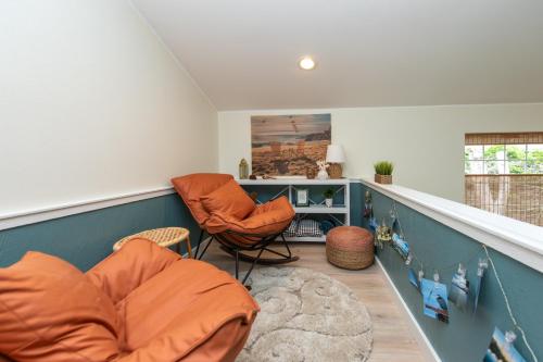 Sequim Escape with Gas Grill and Deck, Walk to Beach!, Sequim (photo 9)