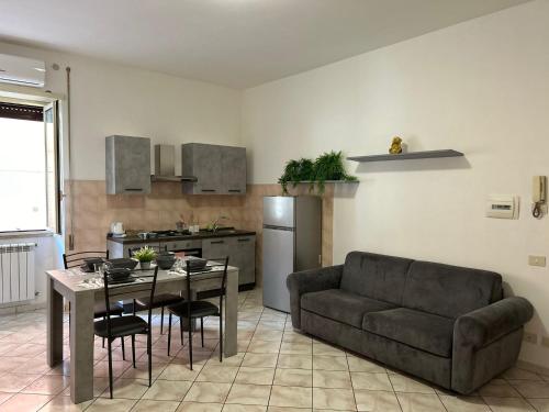 Kitchen, Mary T House in Campagnano Di Roma