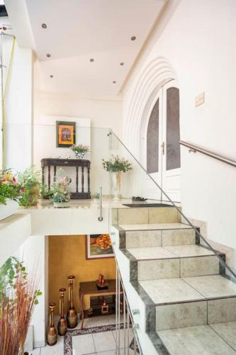 Előcsarnok, Luxury Home Embajada Americana in Keneddy