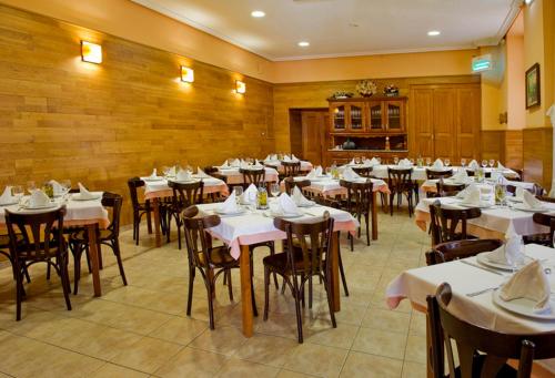 ห้องอาหาร, Hotel Restaurante La Casilla in กังกาส เดล นาร์เซอา
