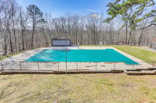 Bushkill Villa with Game Room, Sauna and Pool Access!