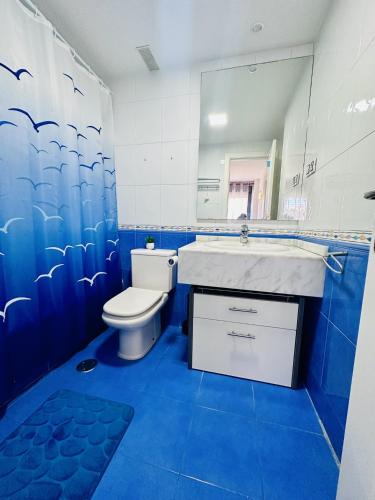 One-Bedroom Apartment image 10