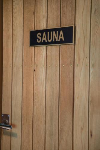 Hotel Fjalar - image 6