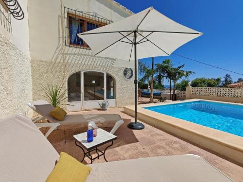 Villa mit großem Privatpool und herrlichem Meerblick mit 4 Schlafzimmern für bis zu 8 Personen, Calpe (zdjęcie 4)