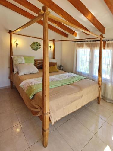 Villa mit großem Privatpool und herrlichem Meerblick mit 4 Schlafzimmern für bis zu 8 Personen, Calpe (zdjęcie 10)