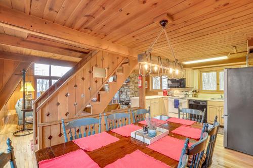 Mars Hill Home with Game Room about 2 Mi to Skiing! in Swiss, USA