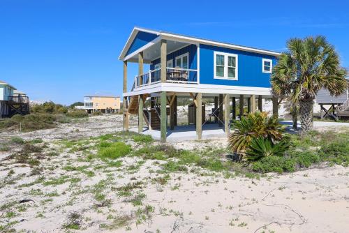 Three-Bedroom House image 5