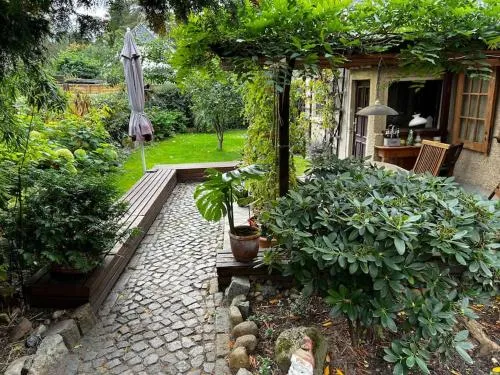 Cottage mit Garten in Michendorf, Deutschland