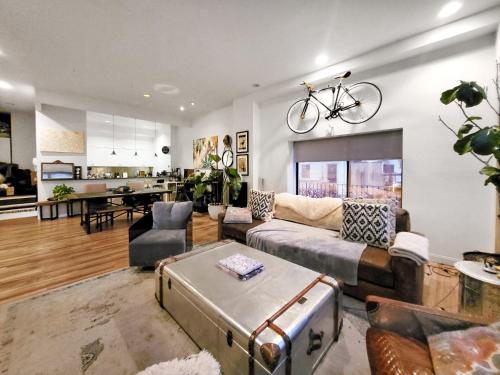 Amazing 1300sf Loft By Union Sq in New York, USA