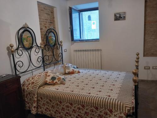  Casa Borgo Fonte in Castelleone di Suasa