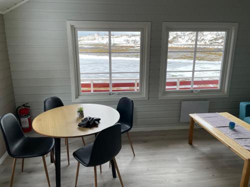 Lofoten Fjordcamp in Leknesa