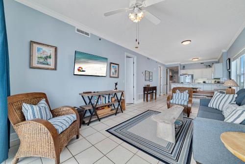Island Royale 701 - image 3