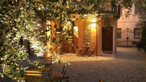 Schönes Appartement in Toscolano Maderno mit Terrasse und Garten