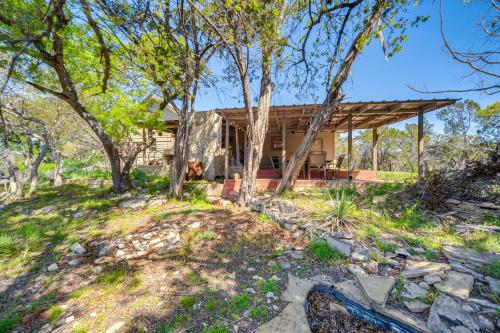 Kerrville Area Home with Outdoor Entertainment Space - image 12