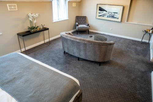 The Pear Tree Inn & Country Hotel - image 13