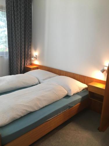 . gemütliches neu renoviertes Gästezimmer mit Balkon - b58384