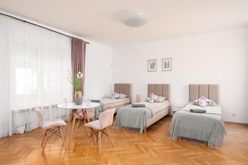 Noclegi Zacisze - Pokoje Gościnne, Wrocław