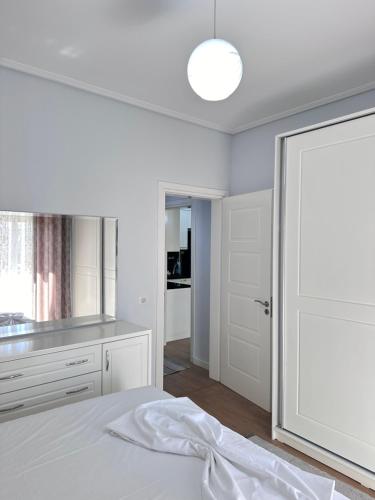 Two-Bedroom Apartment image 6
