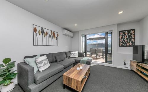 Balcony and Parking 3BR Gem Near Arena by Zodiak Stays