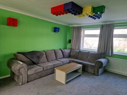 The Lego themed house, Windsor (photo 9)