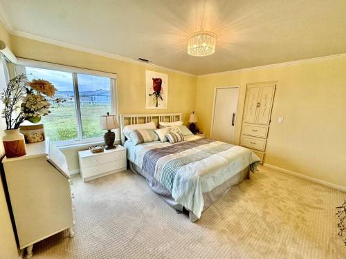 Blue Haven-Beachfront, Ocean Views, Near Cambria