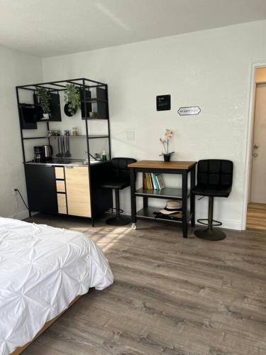 Nice and Cozy guest house 4 in Miami, USA