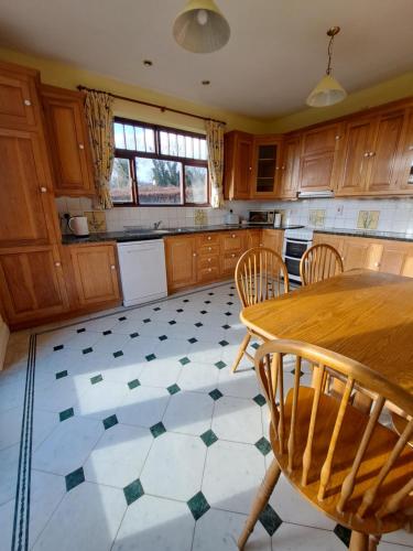 House in the countryside, Cork (foto 5)