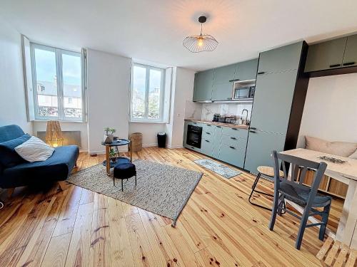 Appartement Granville, 2 pièces, 2 personnes - FR-1-361-479 - Location saisonnière - Granville