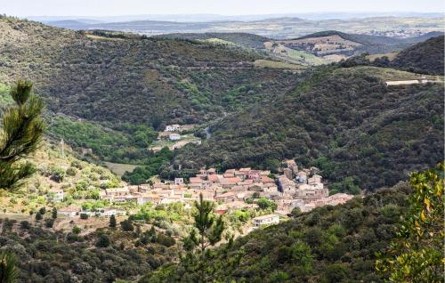 Cozy Home In St,jean-de-minervois With Wifi