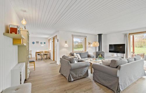  Stunning Home In Allinge With Wifi in Allinge