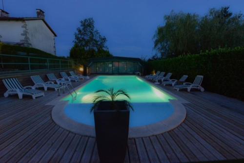 Auberge La Tomette The Originals Relais - image 3