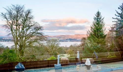 Létesítmények, Gleddoch Coach House in Langbank