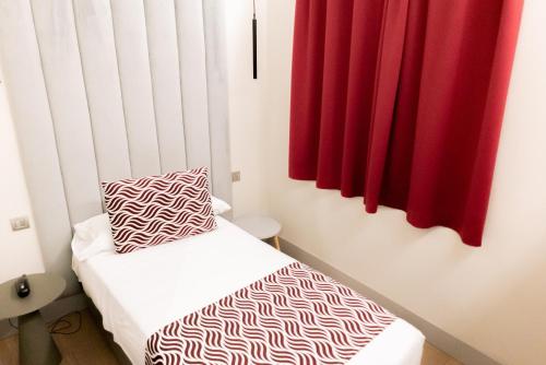 Standard Single Room room in Hostal Juliette-Gran Vía