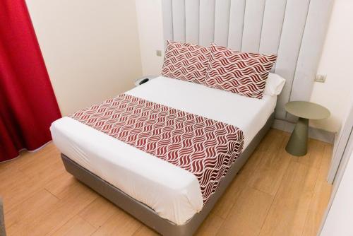 Double Room with Private Bathroom image 6