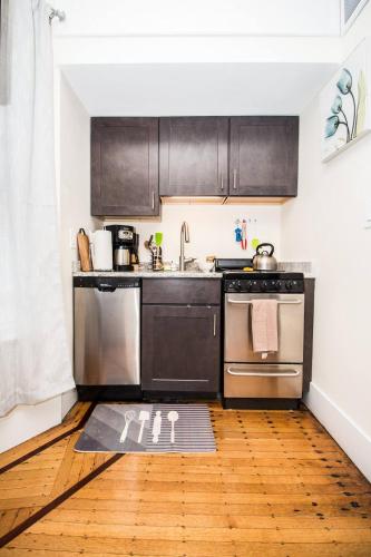 Renovated, Sunny, Spacious Studio In Boston in Boston, USA