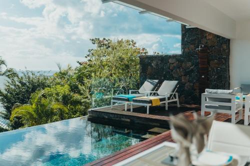 Appartement de luxe piscine et vue mer