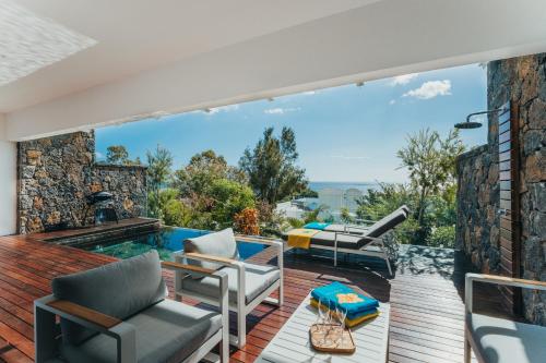 Appartement de luxe piscine et vue mer