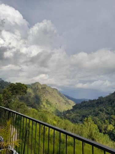 Double Room with Mountain View image 1