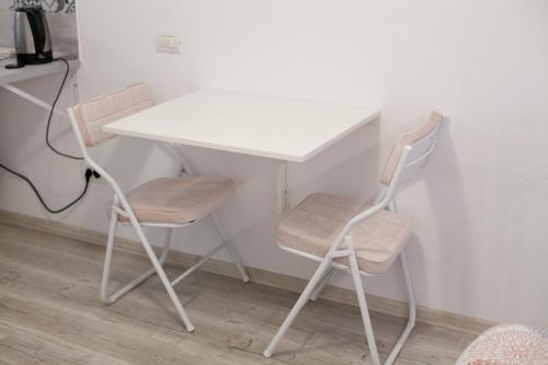 Instalações, Cozy Studio Apartment in Arad City Center in Centru